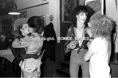 Blitz Kids, New Romantics,Blitz Club, London, 1980, Kim Bowen,Julia Fodor, Jeremy Healy, Jeffrey Hinton, Homer Sykes