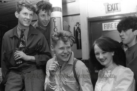 Bz80,OO,Mole,BE-homer Ollie O'Donnell, Perry Haines,Robert Elms, Blitz