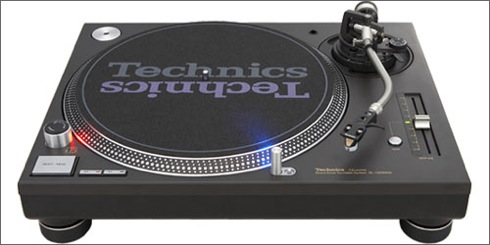 Technics SL-1200MK6,DJing , scratching,SL-1200MK2,vinyl ,analogue, turntable