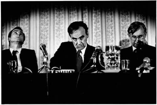 MurdochBuysTimes-SSoames Rupert Murdoch, 1981,Harold Evans, Sunday Times, William Rees-Mogg, The Times