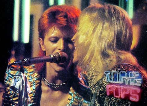 DB73,jeangenie-totpsBBC David Bowie, Jean Genie, Top of the Pops, Mick Ronson,video,John Henshall,