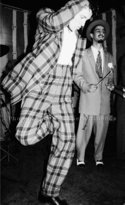 Rondo81,Glasgow11,CS-dj Chris Sullivan,Blue Rondo , Christos Tolera,Glasgow, clubbing, Maestro’s