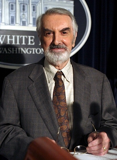 O'Shea as chief justice Ashland in The West Wing 2003-04. © NBCU Photo Bank