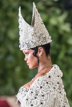 Vogue, millinery, Stephen Jones,Fashion, Rihanna, Social trends ,