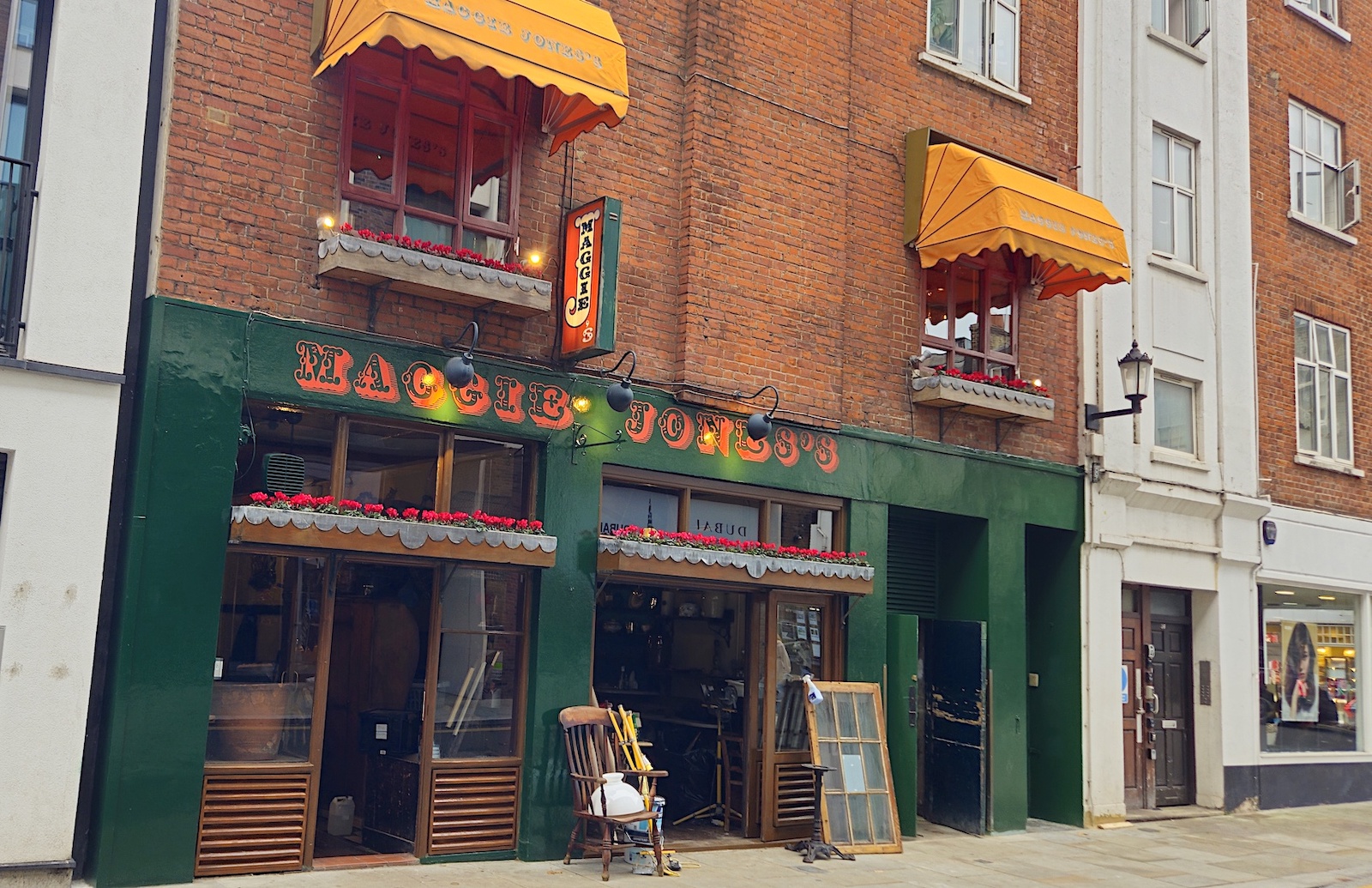 Maggie Jones’s, Princess Margaret, Restaurants, British food , roast beef, Maggie JonesMaggie Jones’s, Princess Margaret, Restaurants, British food , roastbeef, Maggie Jones’s Restaurants Restaurant,